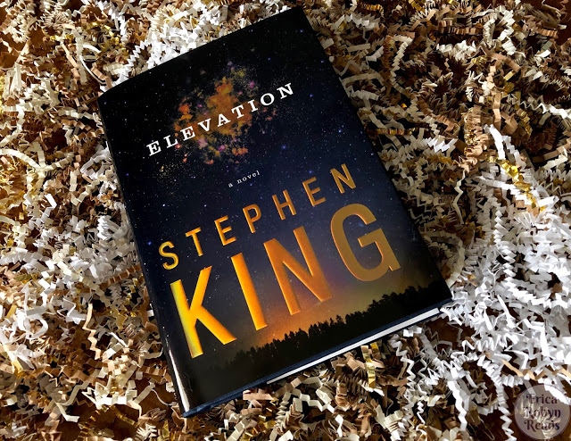 Elevation by Stephen King book review by Erica Robyn Reads