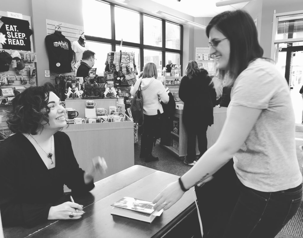 Meeting Erin Morgenstern @ Gibson's Bookstore in Concord, NH