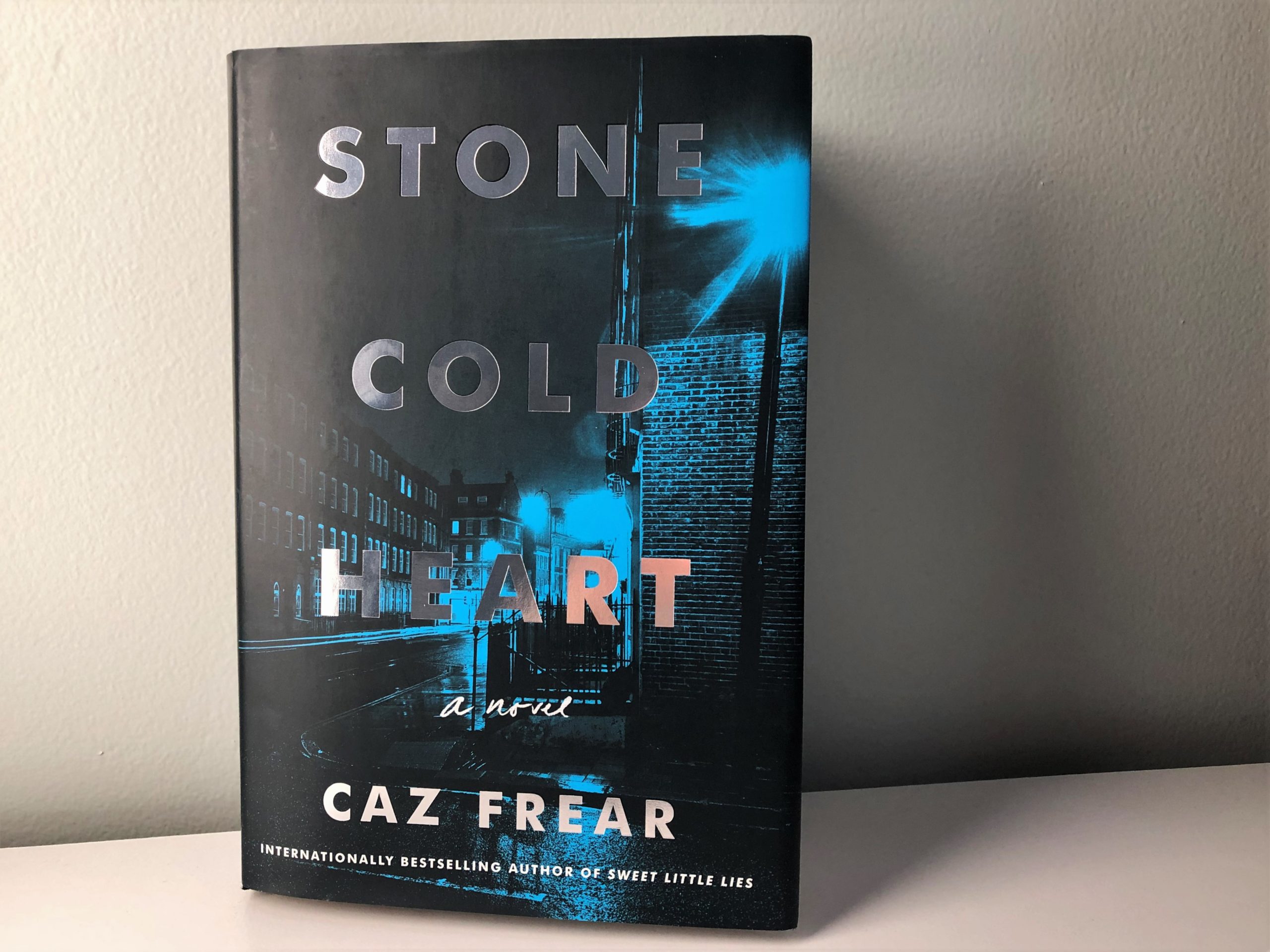 Stone Cold Heart by Caz Frear book photo