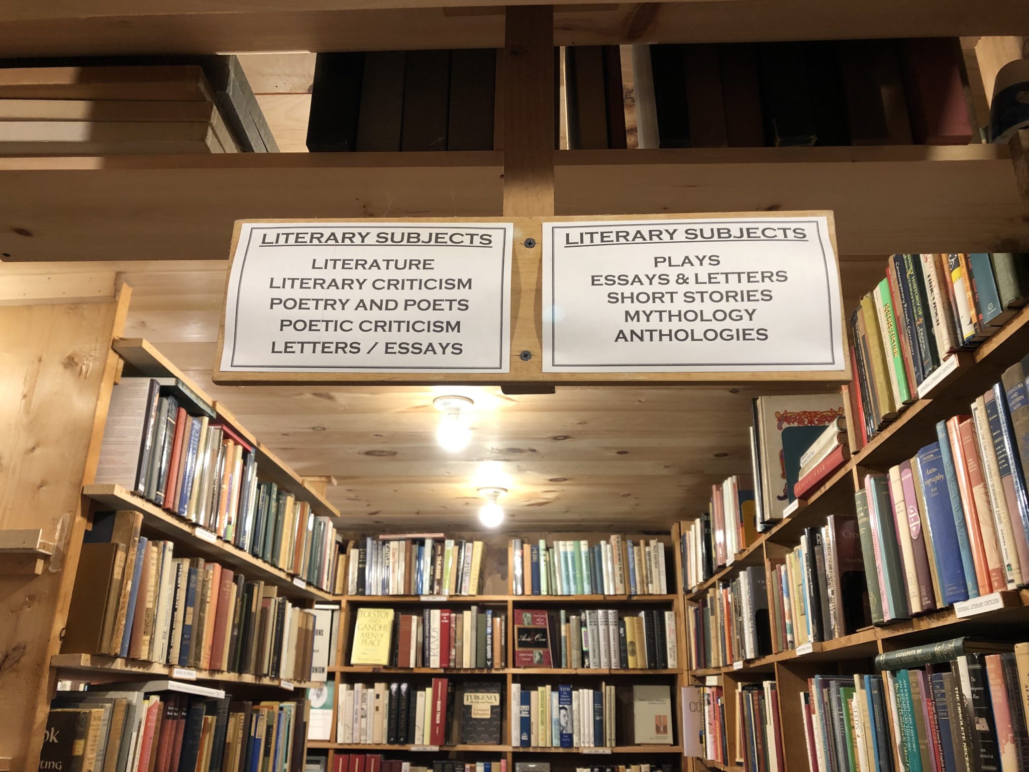 Visiting the Henniker Book Farm in Henniker, NH Erica Robyn Reads
