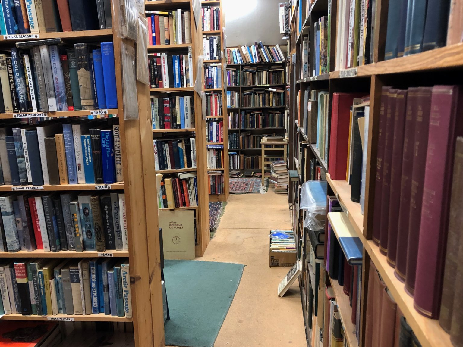 Visiting Old Number Six Book Depot in Henniker, NH Erica Robyn Reads