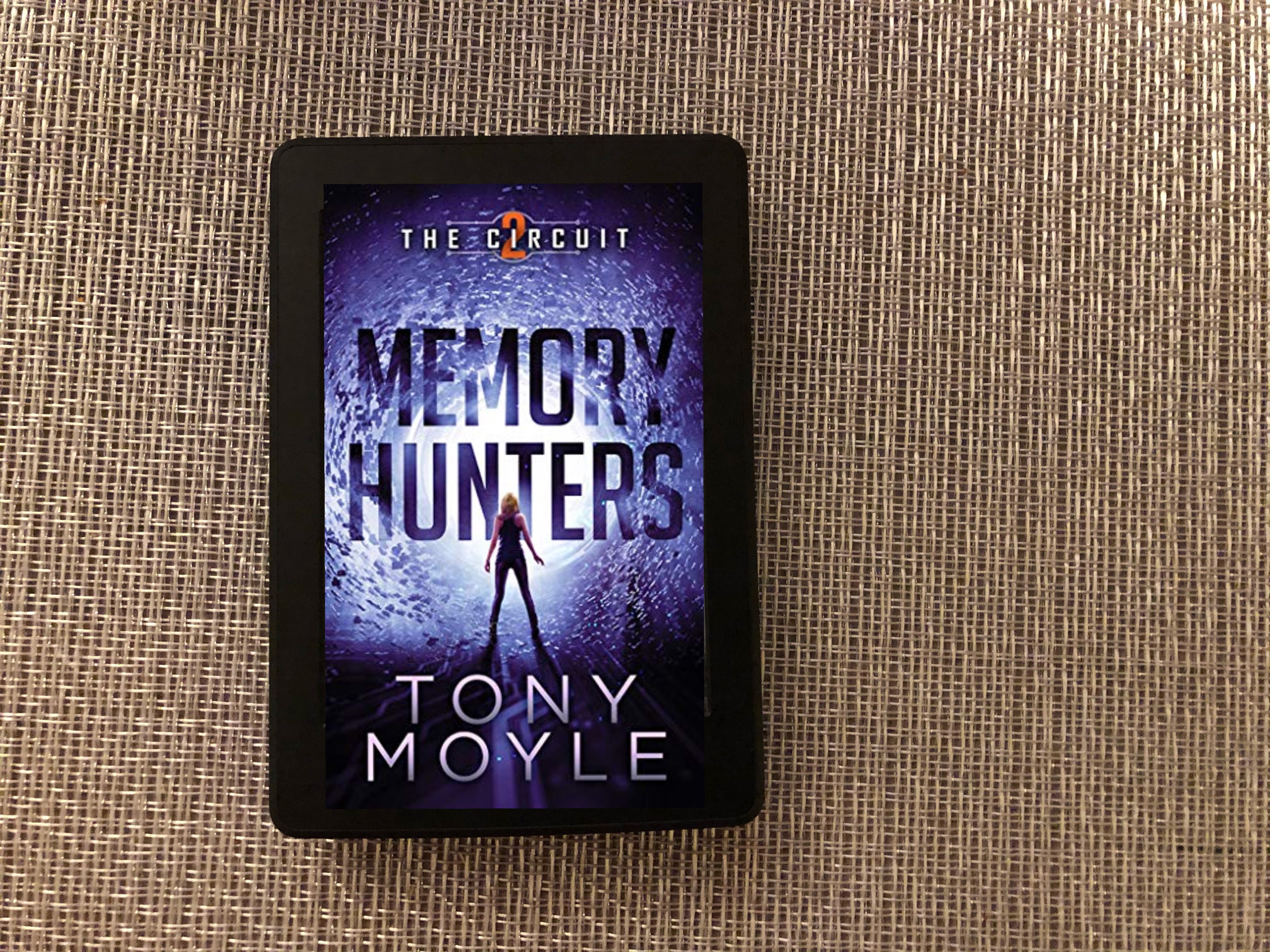 Memory Hunters by Tony Moyle book photo by Erica Robyn Reads