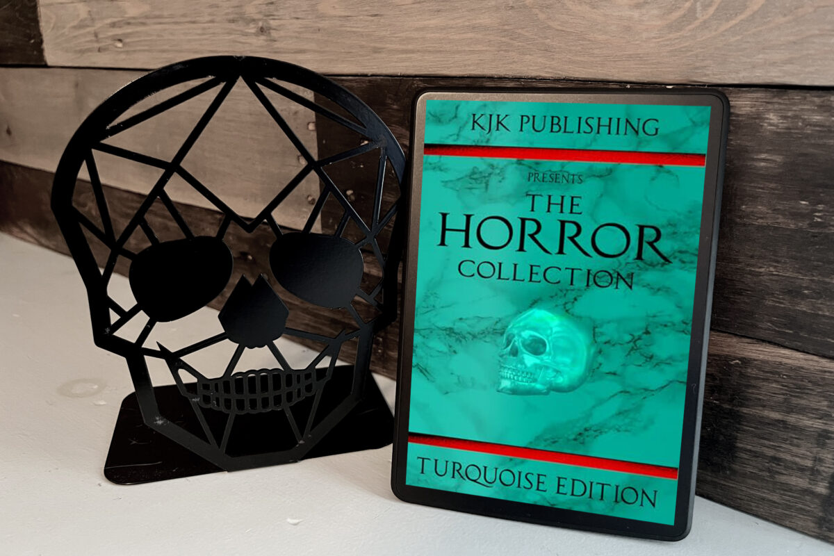 The Horror Collection: Turquoise Edition presented by KJK Publishing - Book photo by Erica Robyn Reads